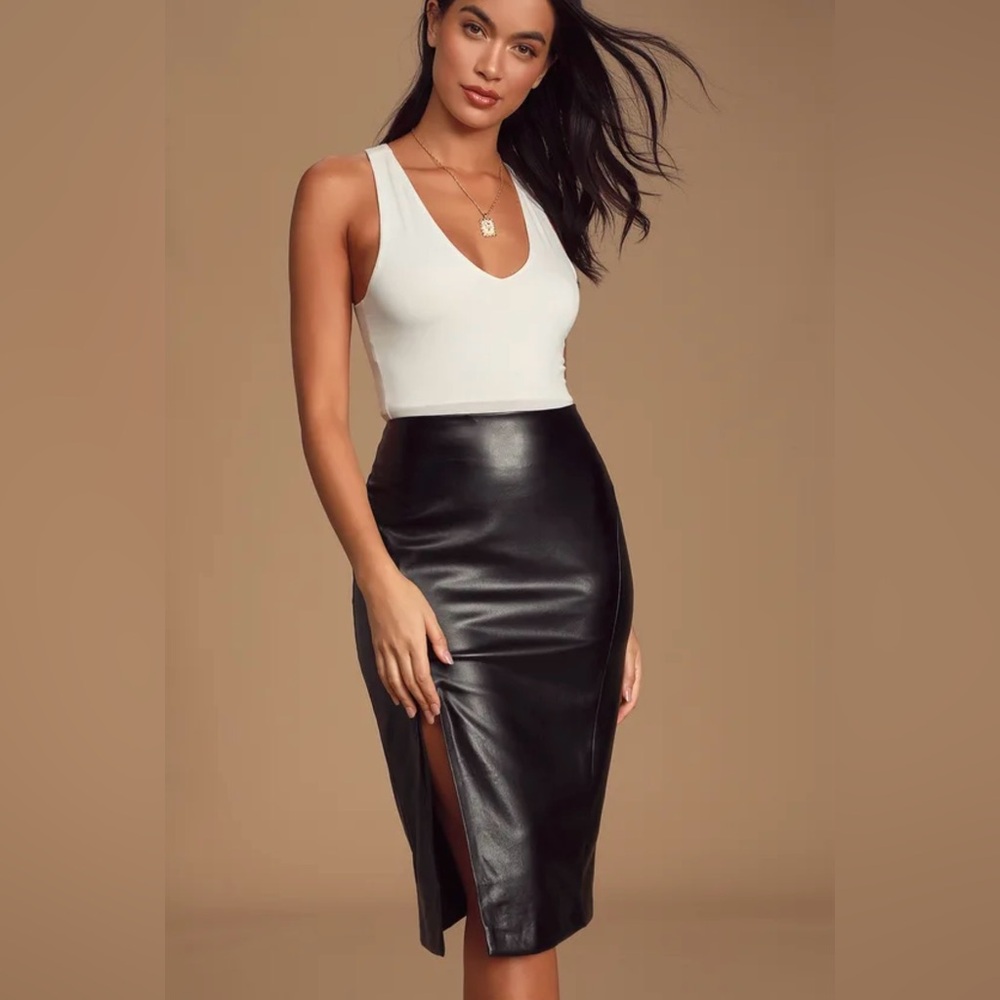 Lulus Black Vegan Leather Pencil Skirt